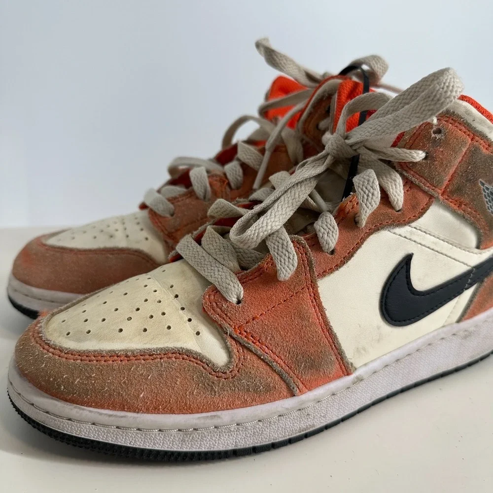 Nike Air Jordan 1 Mid DV-1336-800 Sneakers Retro Shoes Orange‎ White Black SZ 5Y